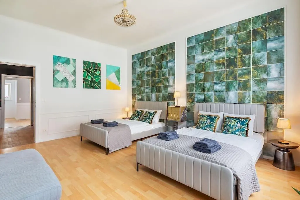 Anthrazit Oasis Near Center Shoppingstreet 3 Room Vienna Austria