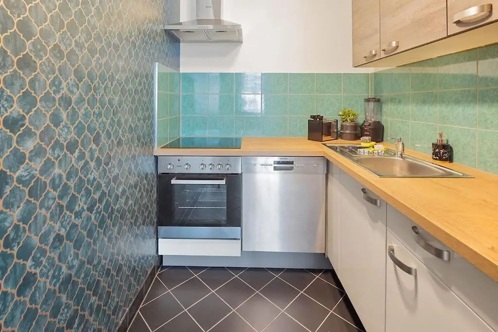 Anthrazit Oasis Near Center Shoppingstreet 3 Room Vienna