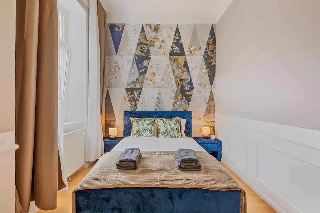Anthrazit Oasis Near Center Shoppingstreet 3 Room Vienna 0*,