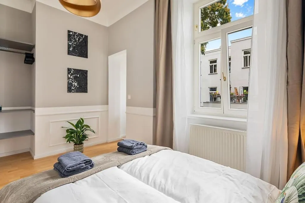 Anthrazit Oasis Near Center Shoppingstreet 3 Room Vienna Apartment